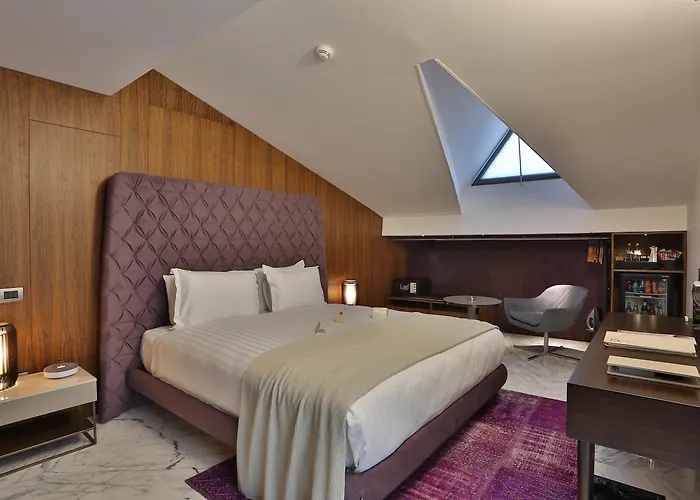 Dosso Dossi s&SPA DowntownHotel Stelle